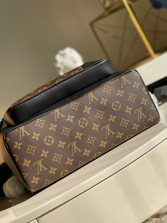 First bag ru DEAN VUITTON LOUIS BACKPACK 0712